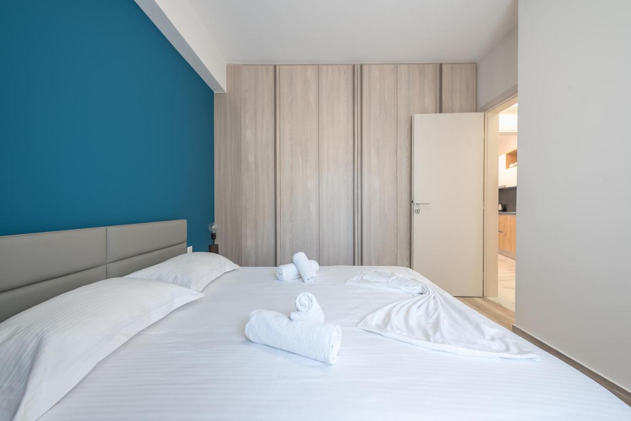 Newly Renovated Apt In The Heart Of Kerameikos Athens Exterior photo